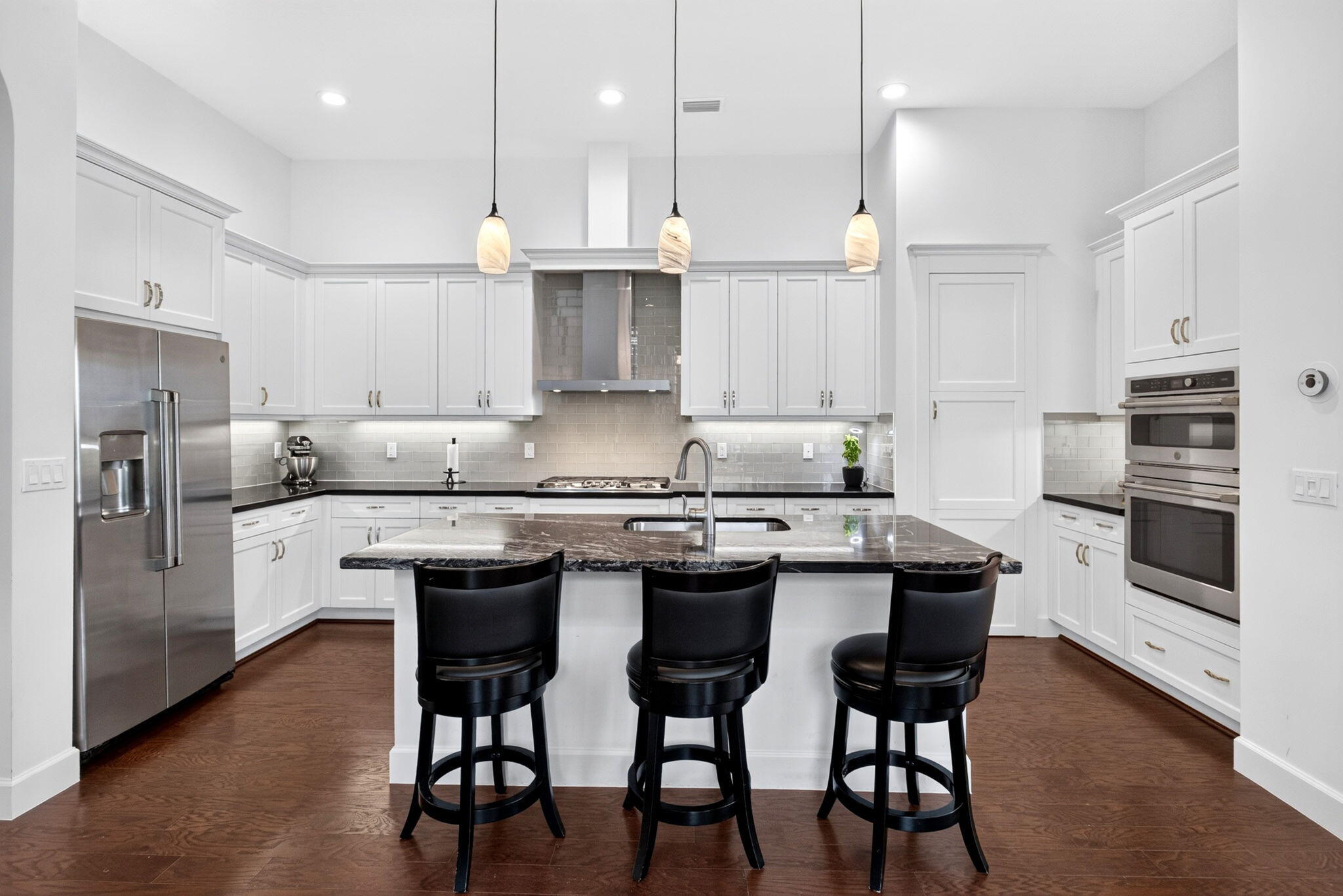 8236 Grand Prix Lane