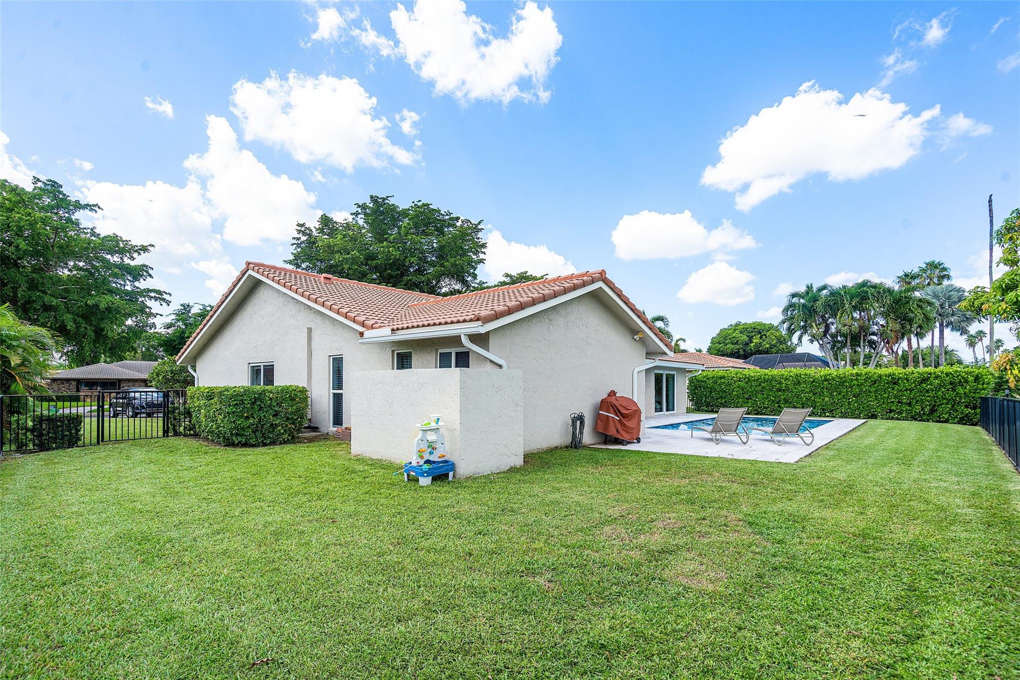 Shadow Wood - Residential Lease