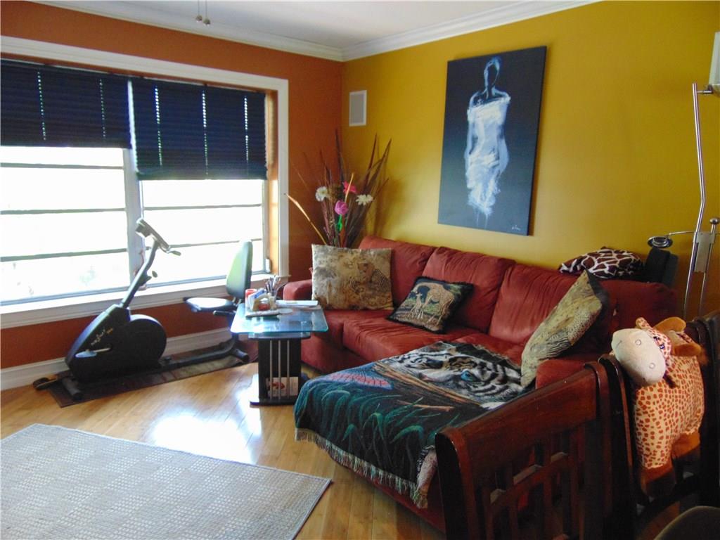 Broadview Country Club Es - Residential