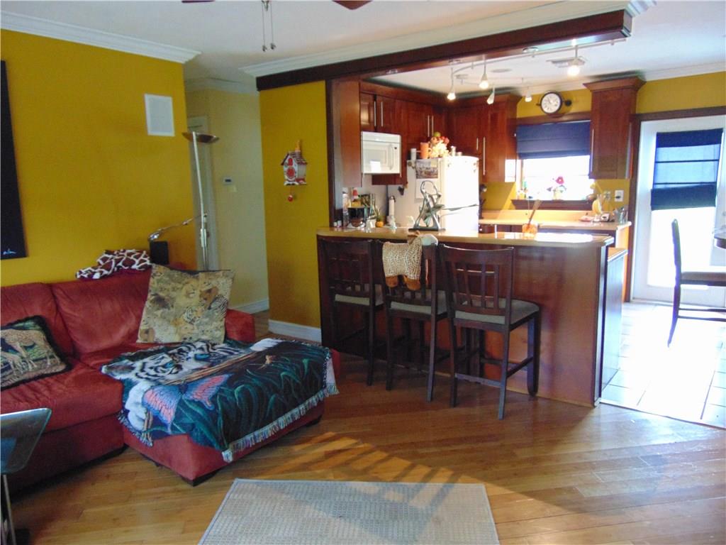 Broadview Country Club Es - Residential