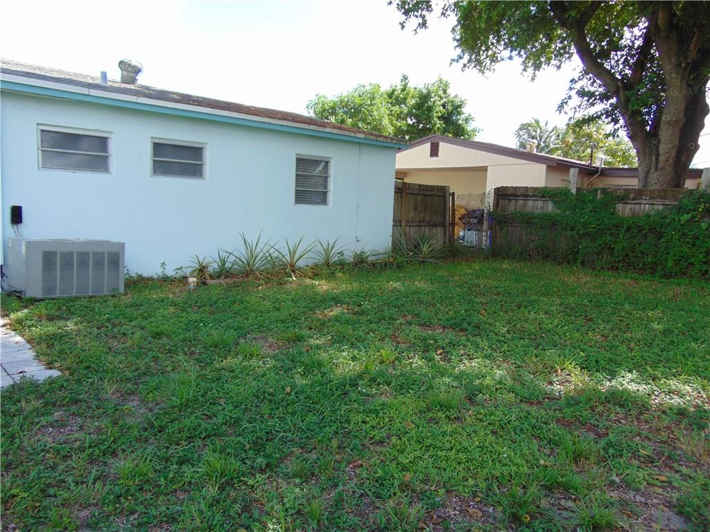 Broadview Country Club Es - Residential