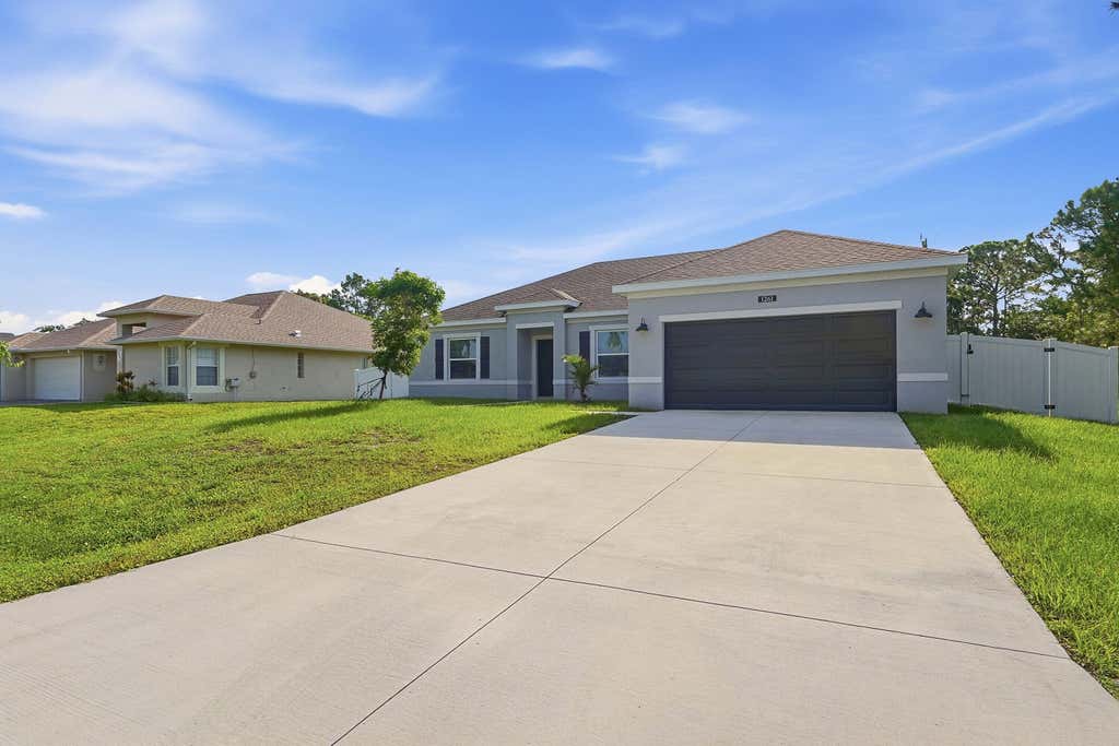 Photo of 1261 SW Curry Street, Port Saint Lucie, FL 34983 (MLS # B26060099)