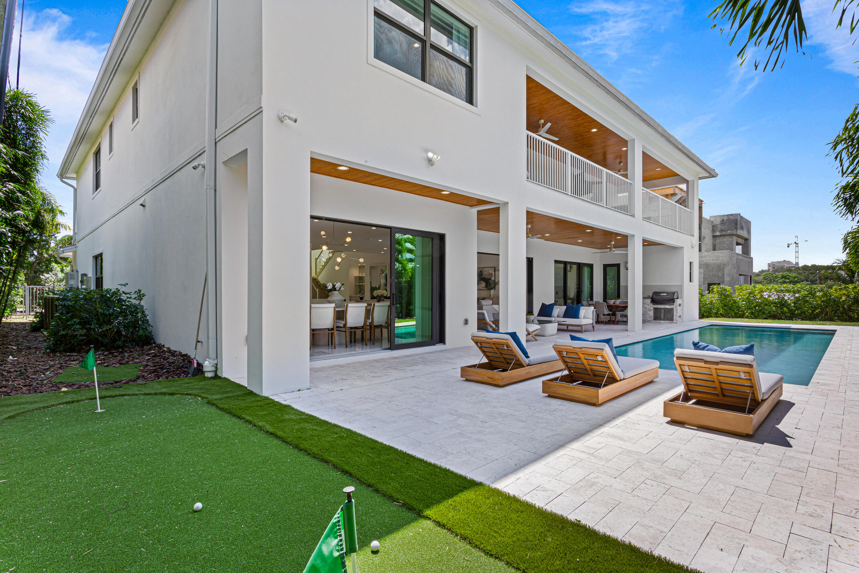 CONFERENCE RIDGE - Residential