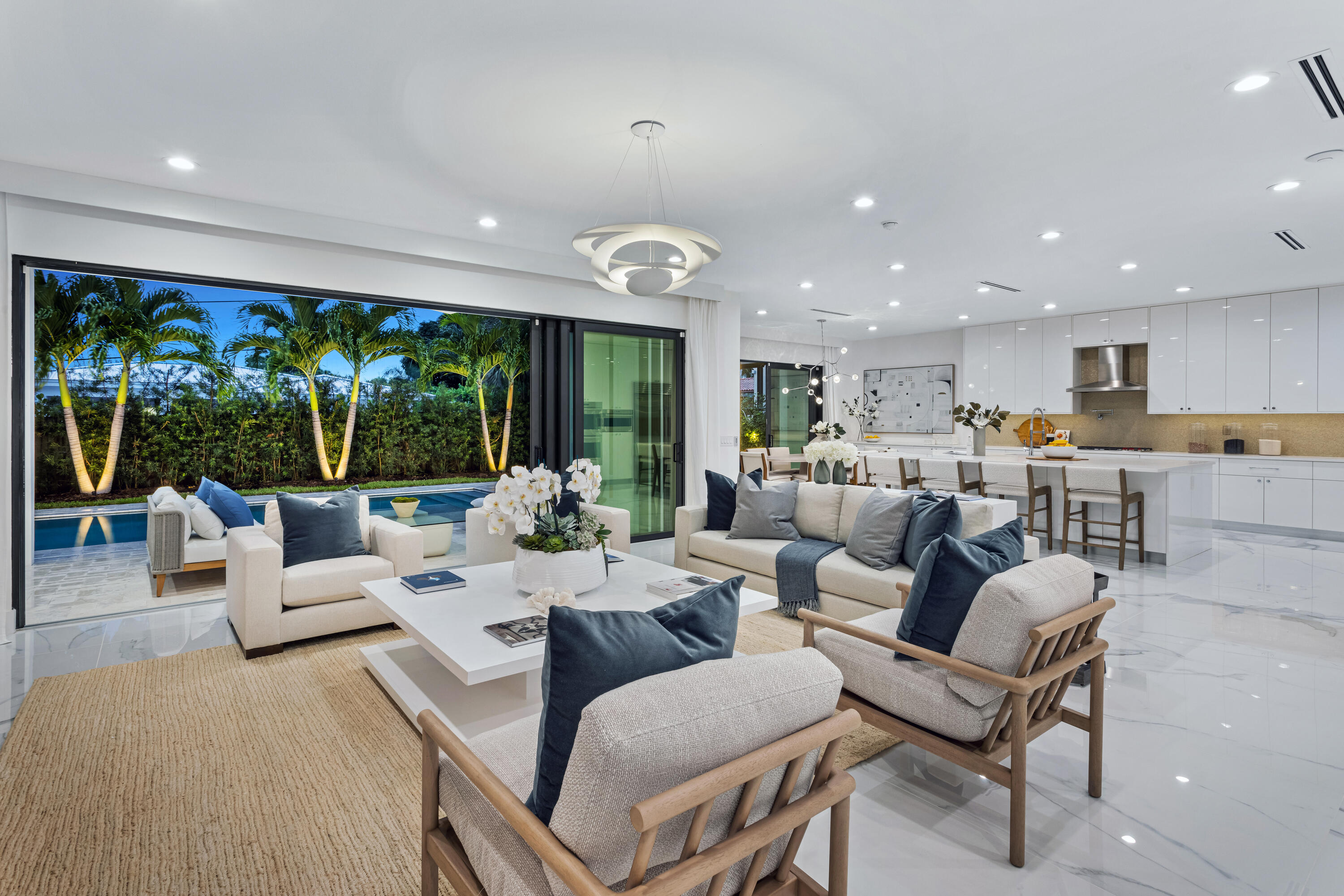 CONFERENCE RIDGE - Residential