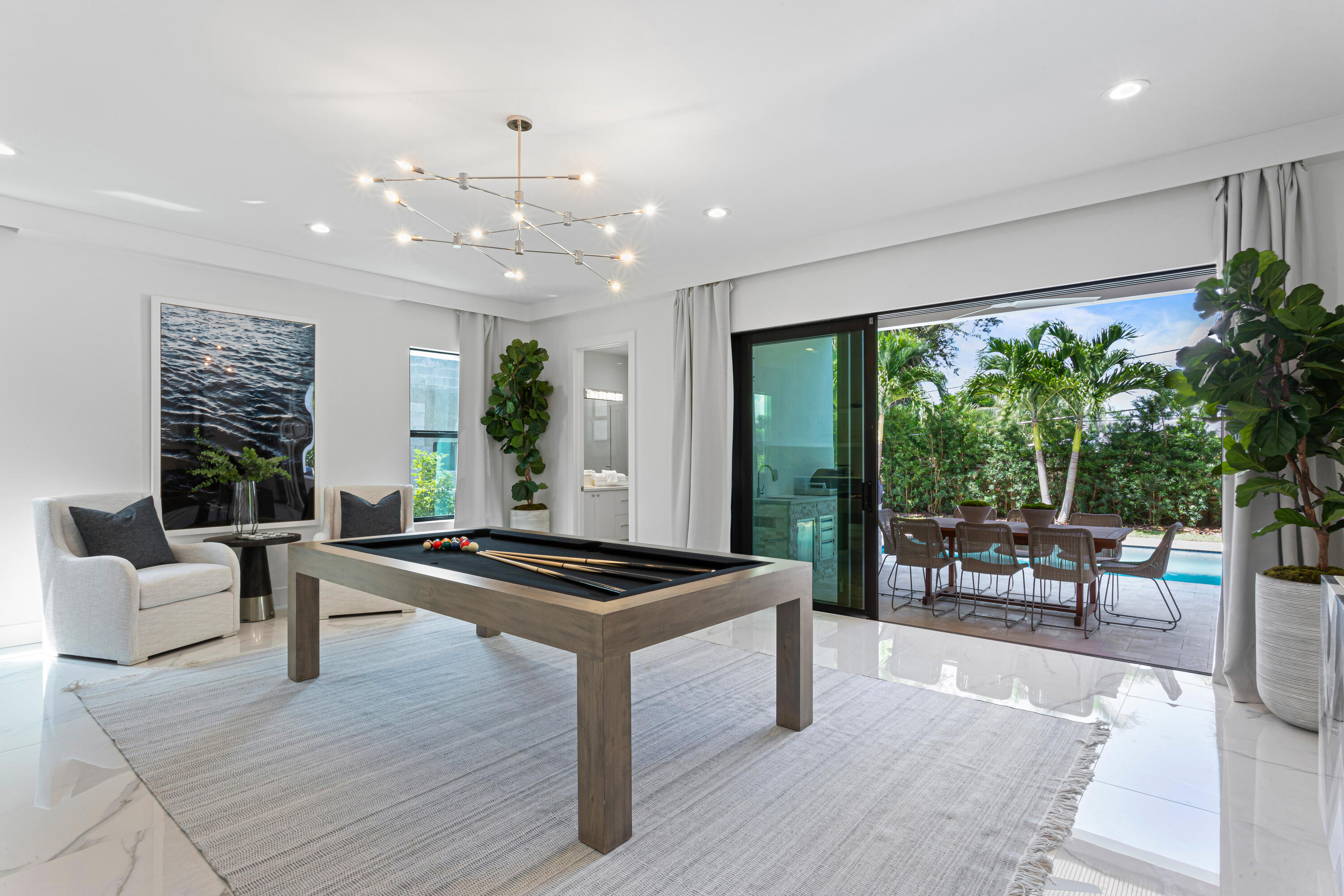 CONFERENCE RIDGE - Residential