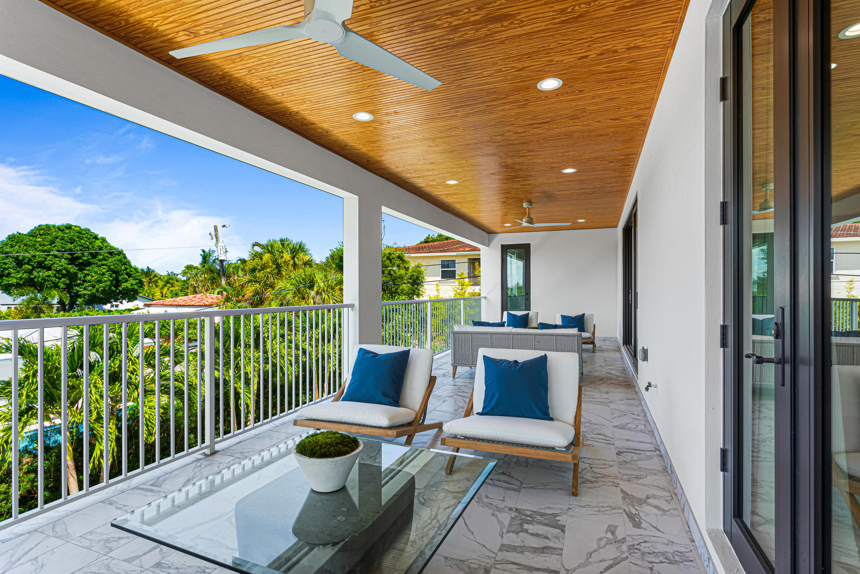 CONFERENCE RIDGE - Residential