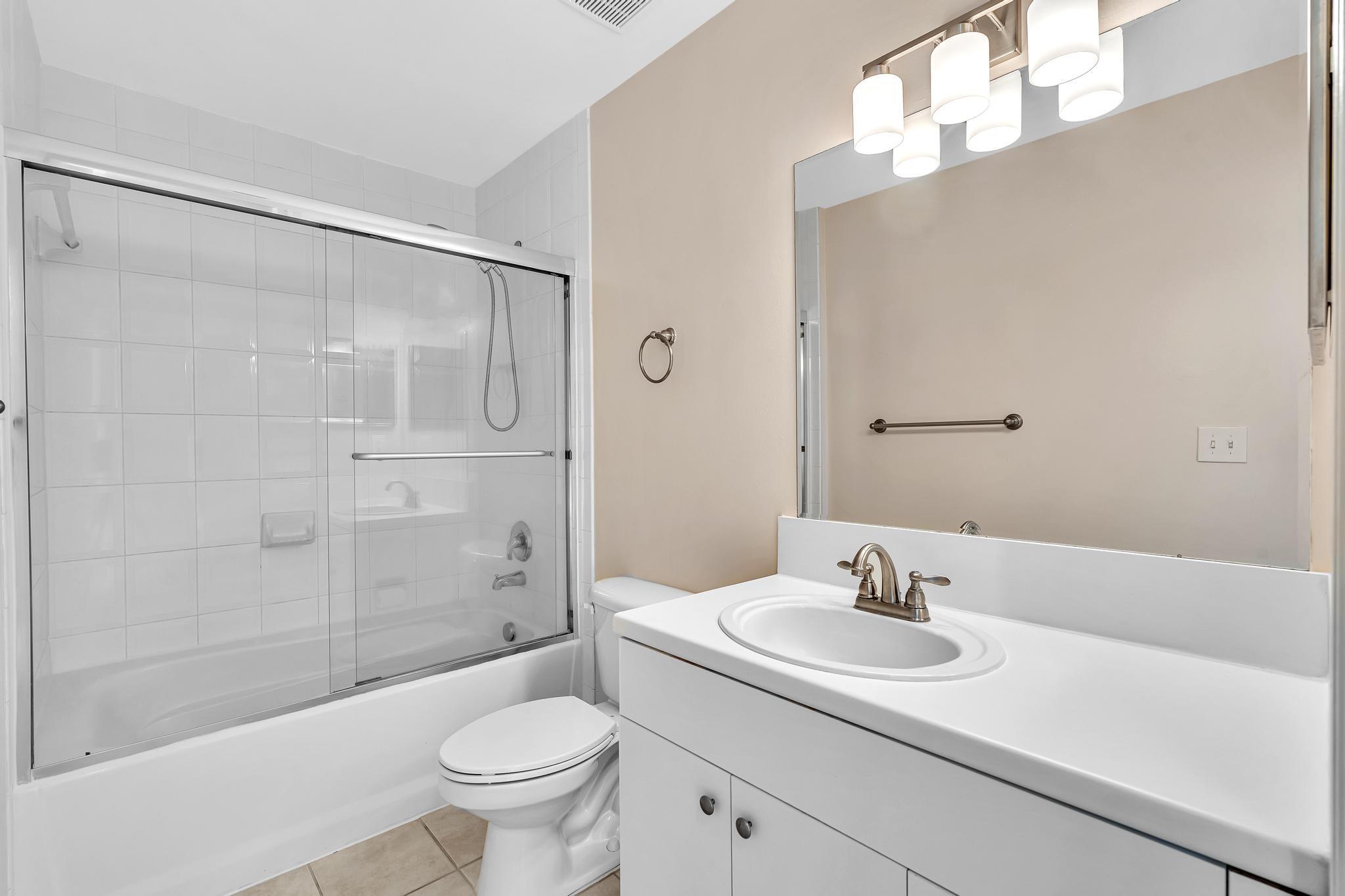 MONTECITO PALM BEACH COND - Residential