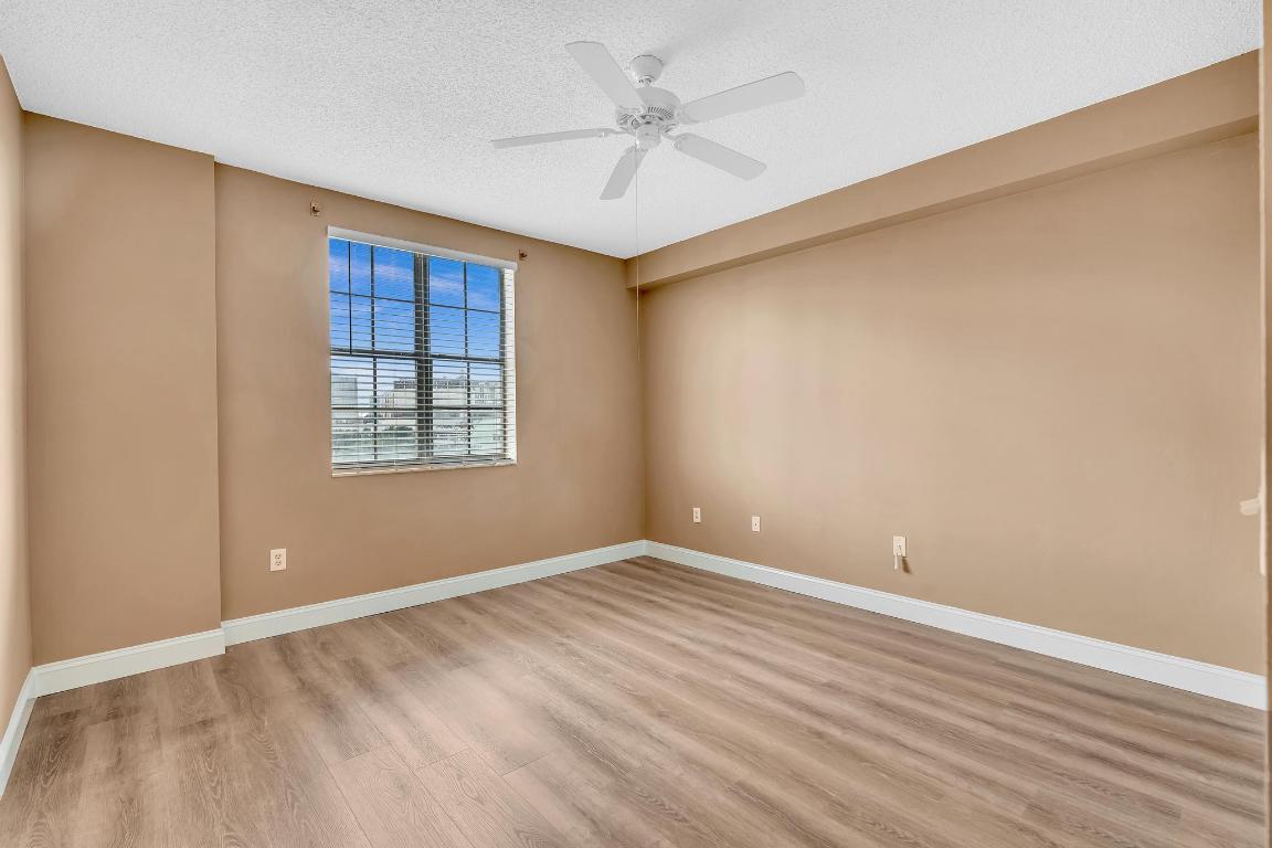 MONTECITO PALM BEACH CONDOMINIUM - Residential