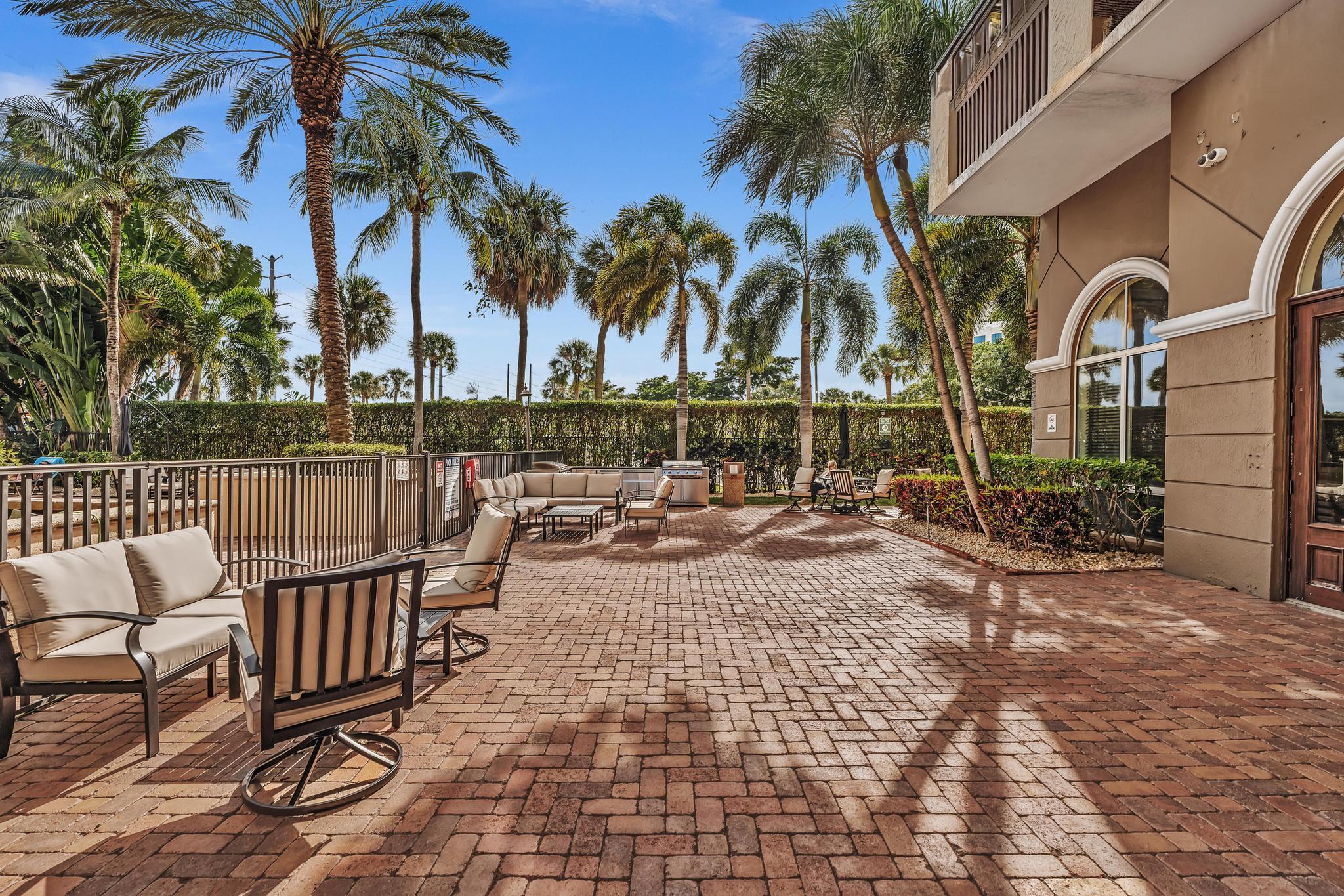 MONTECITO PALM BEACH COND - Residential