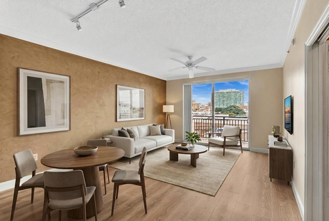 MONTECITO PALM BEACH COND - Residential