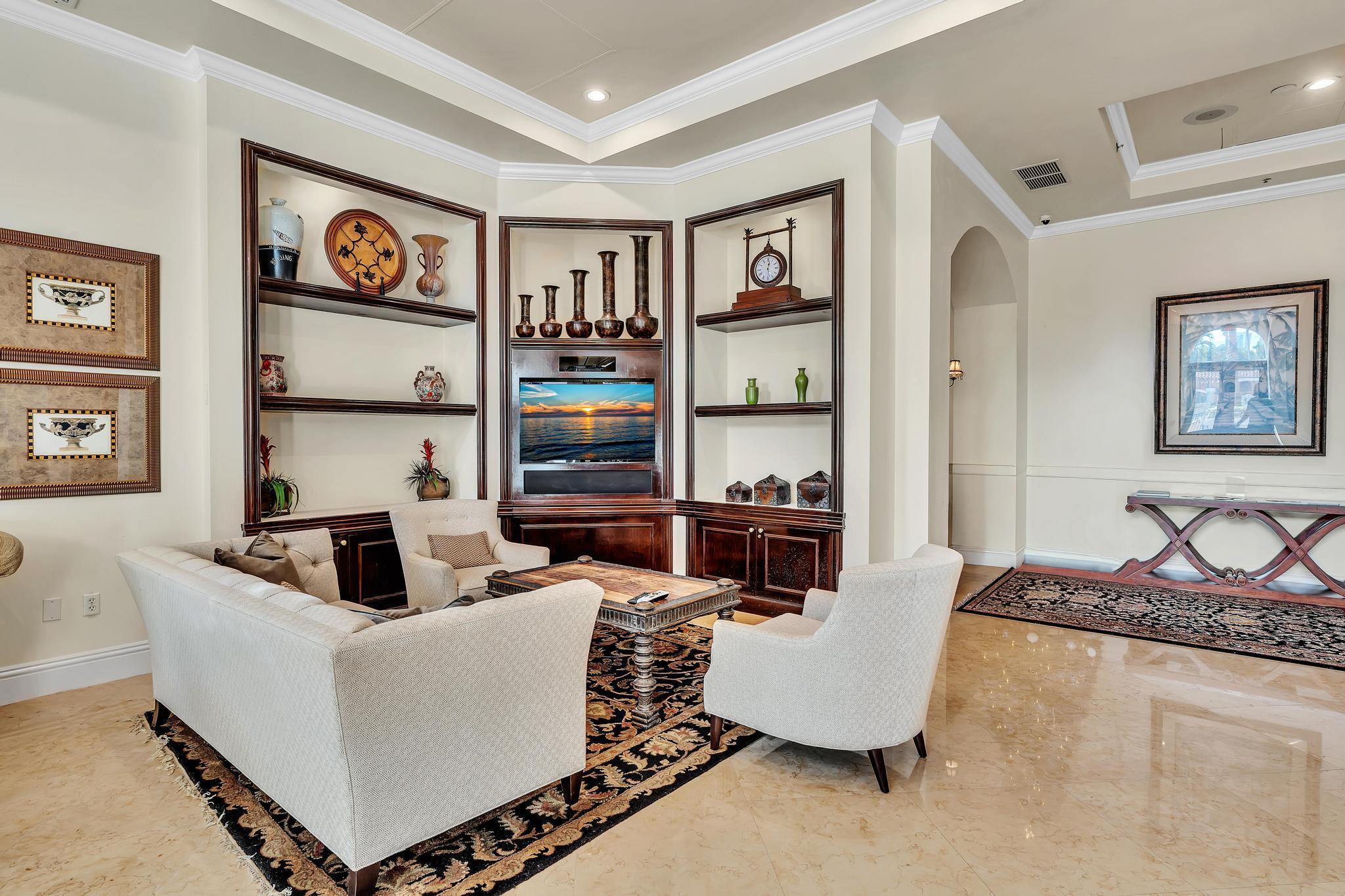 MONTECITO PALM BEACH COND - Residential