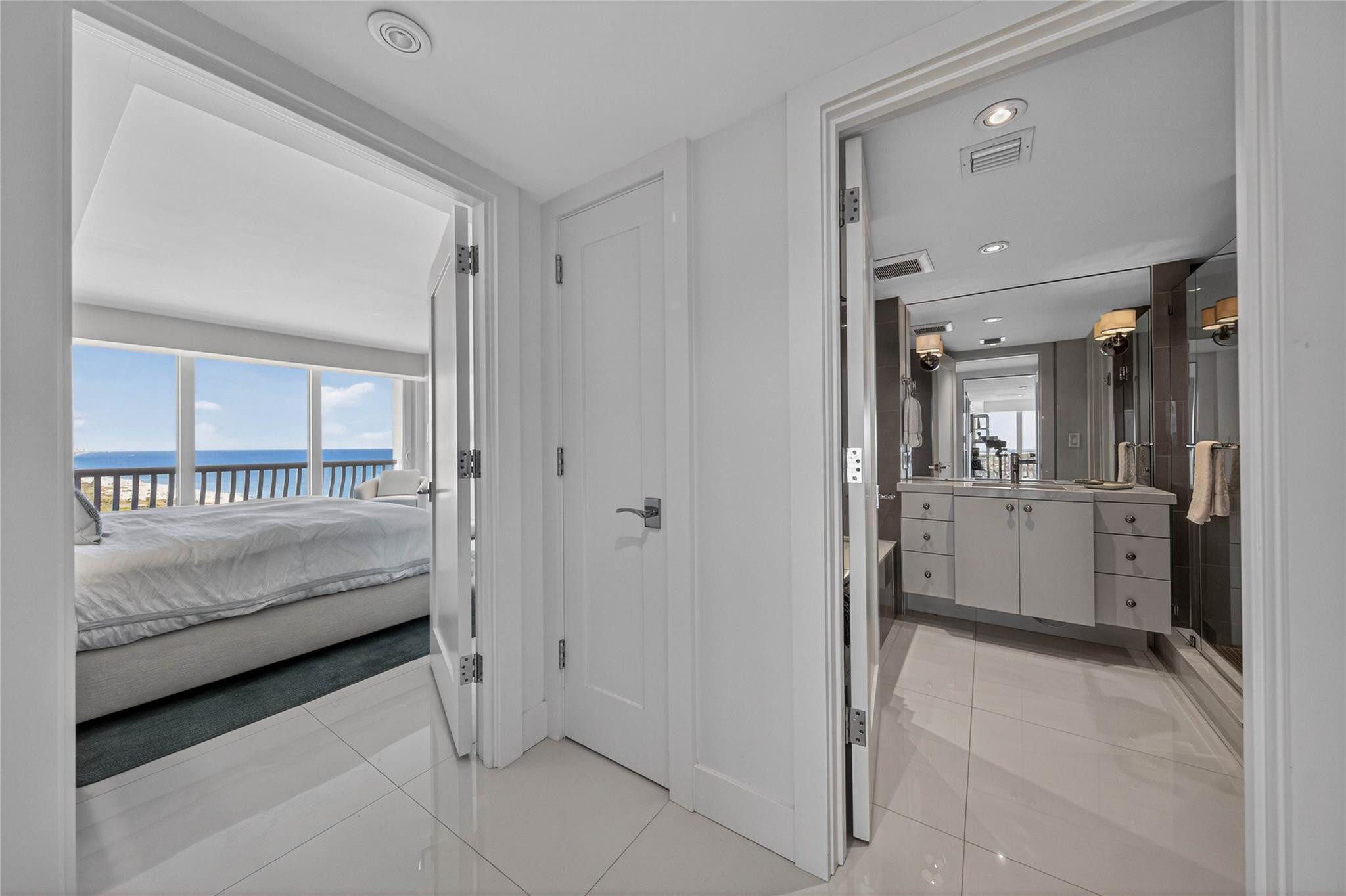 Point of Americas II - Residential