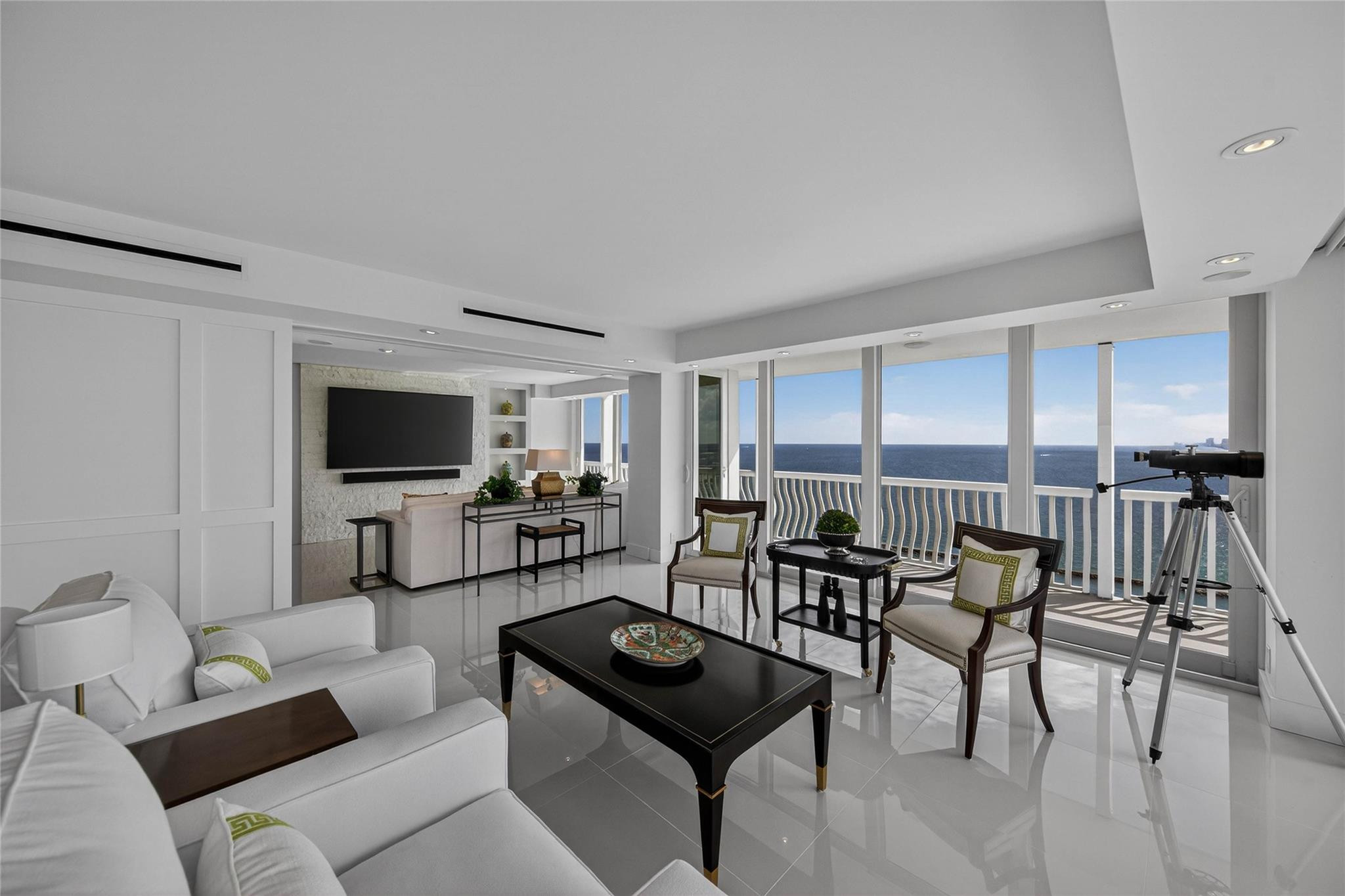 Point of Americas II - Residential