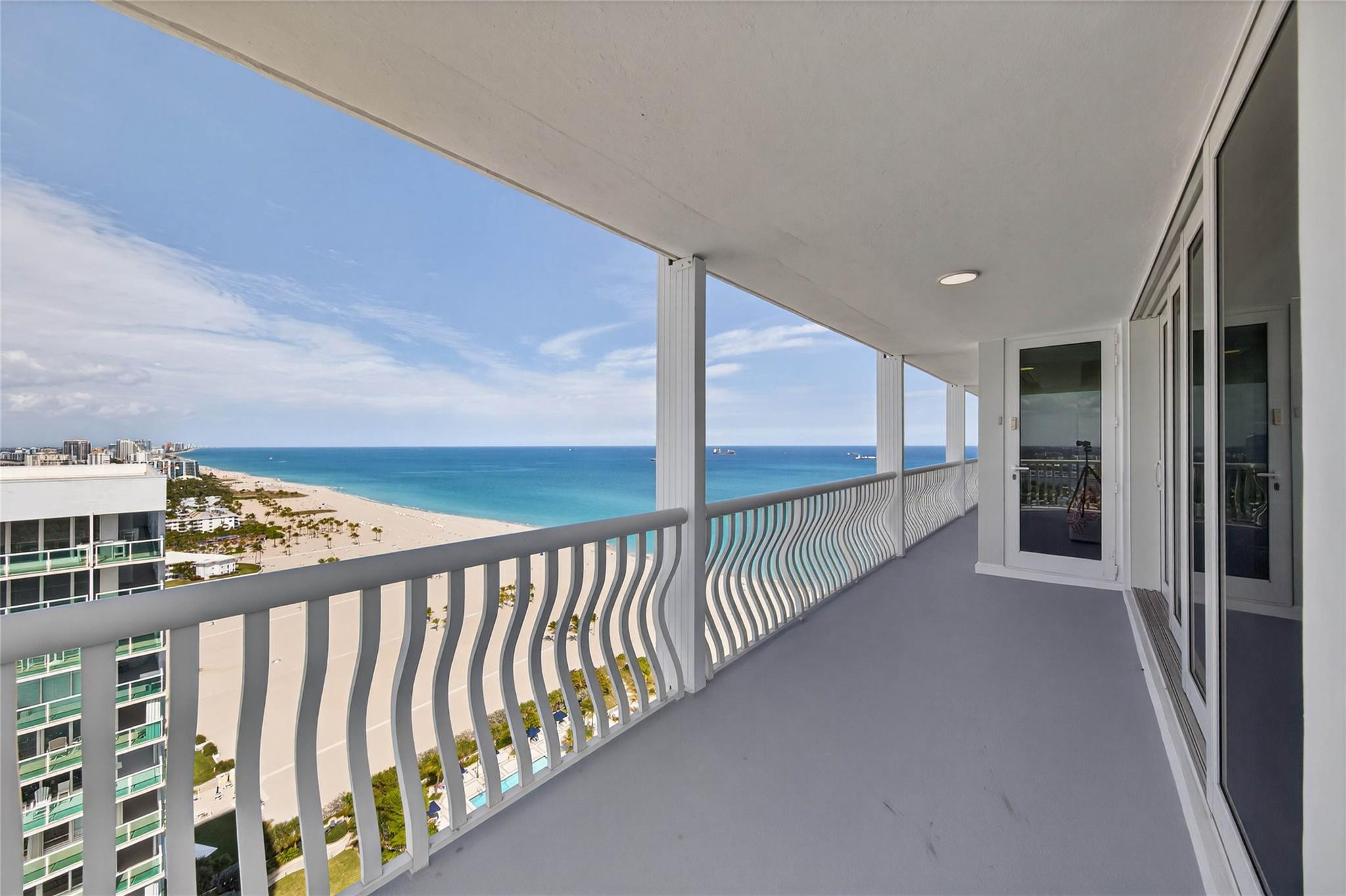 Point of Americas II - Residential