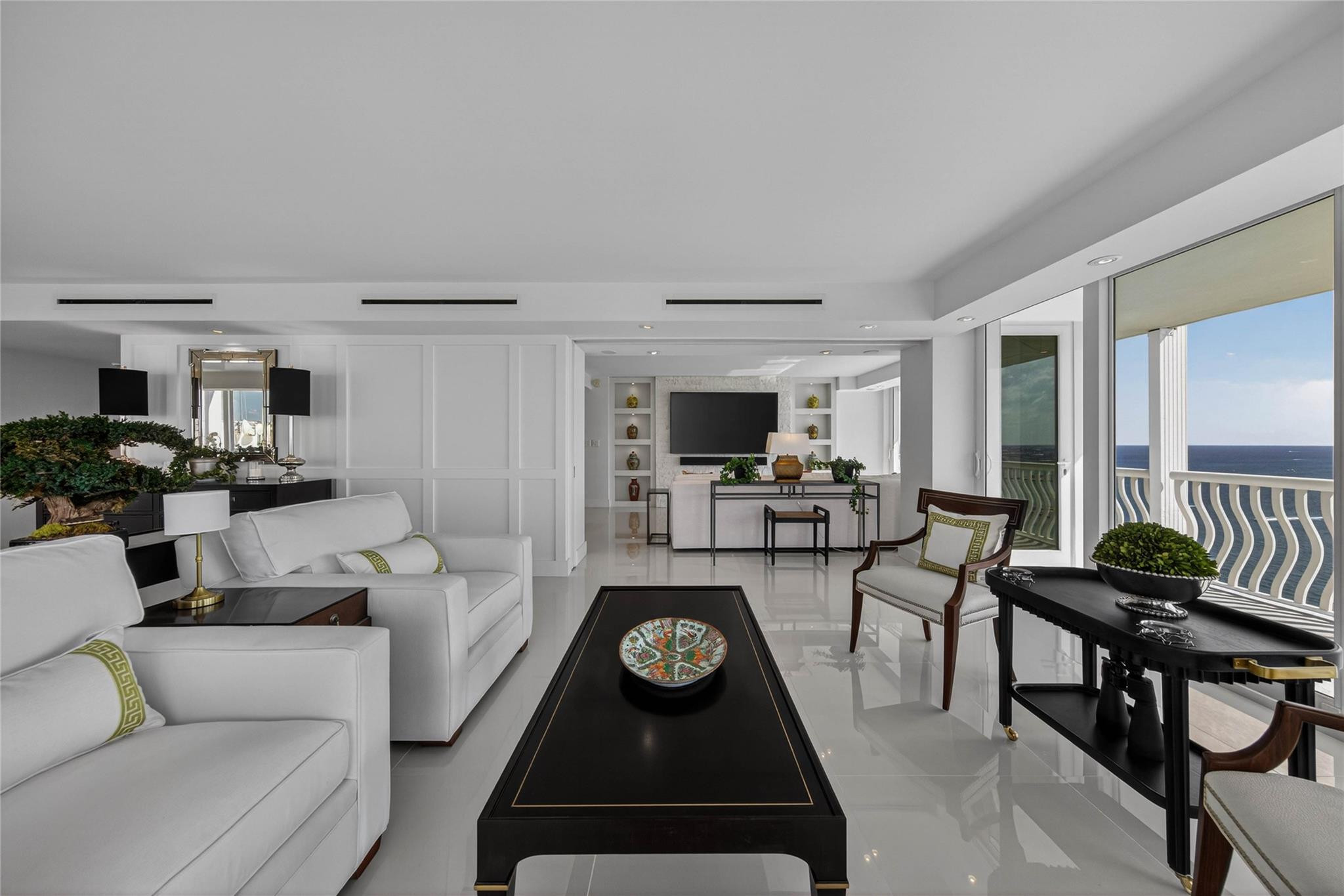 Point of Americas II - Residential