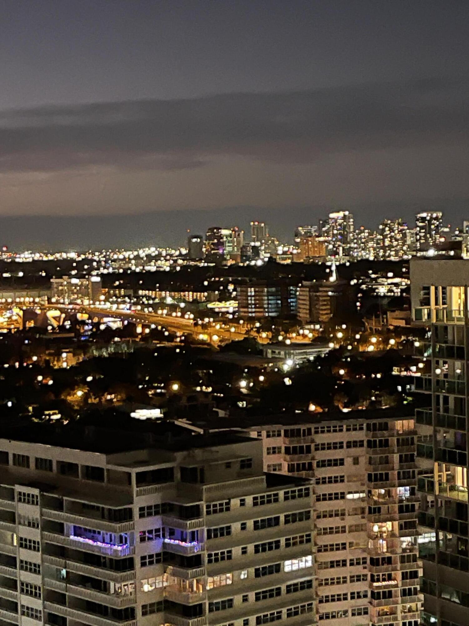 Point of Americas II - Residential