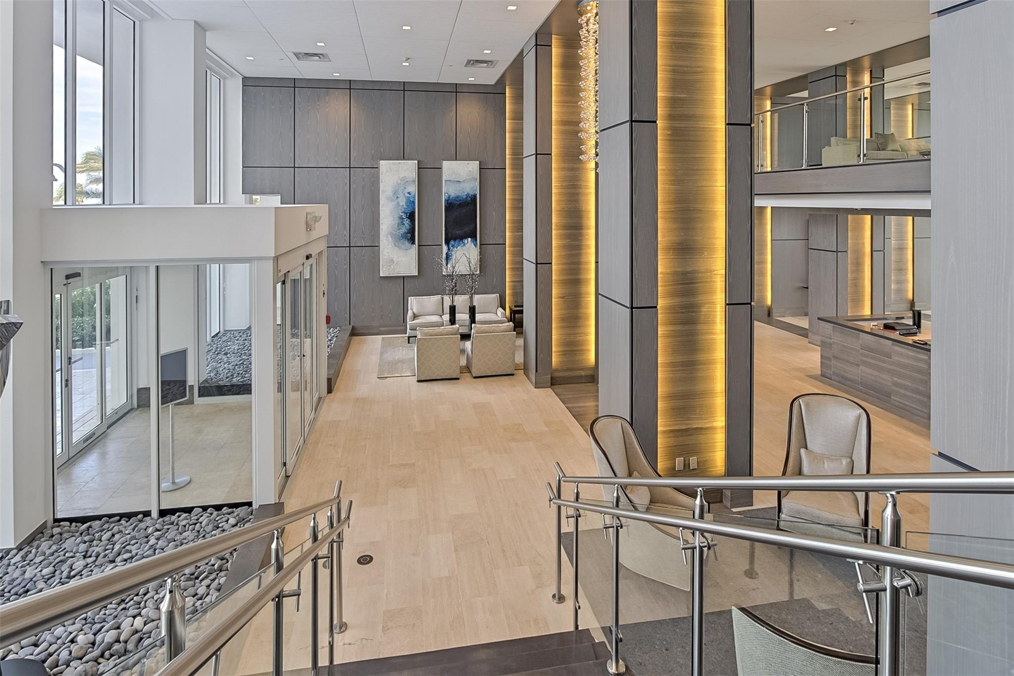 Point of Americas II - Residential