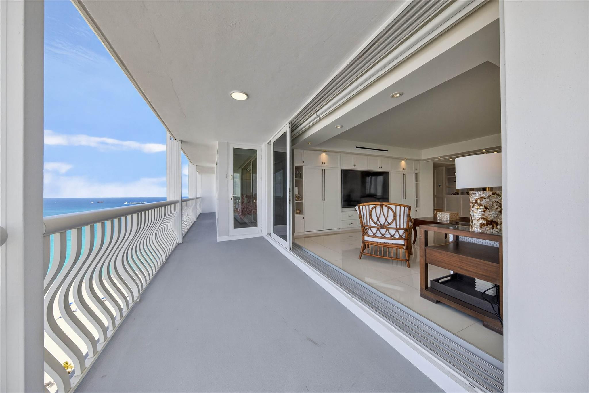 Point of Americas II - Residential