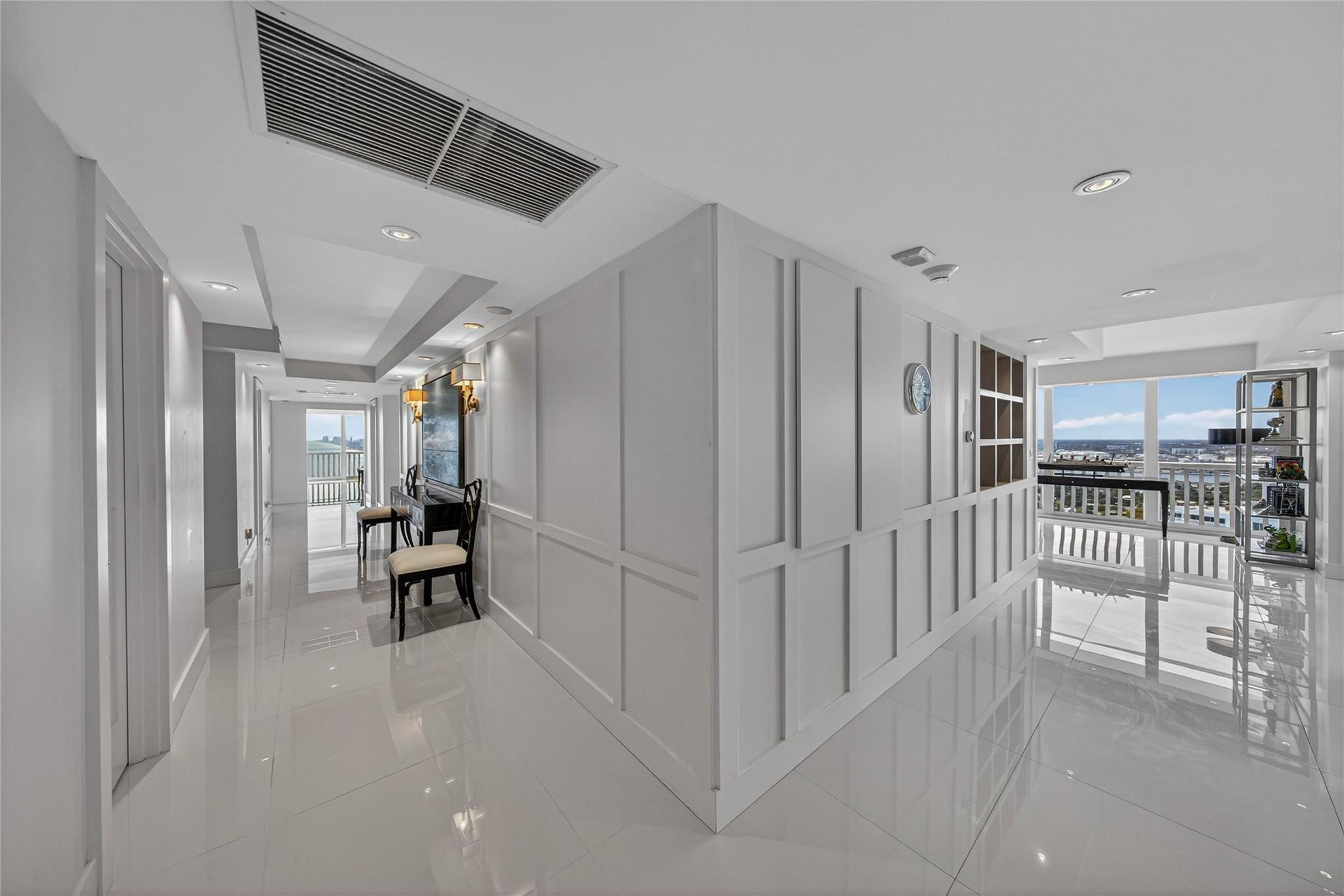 Point of Americas II - Residential