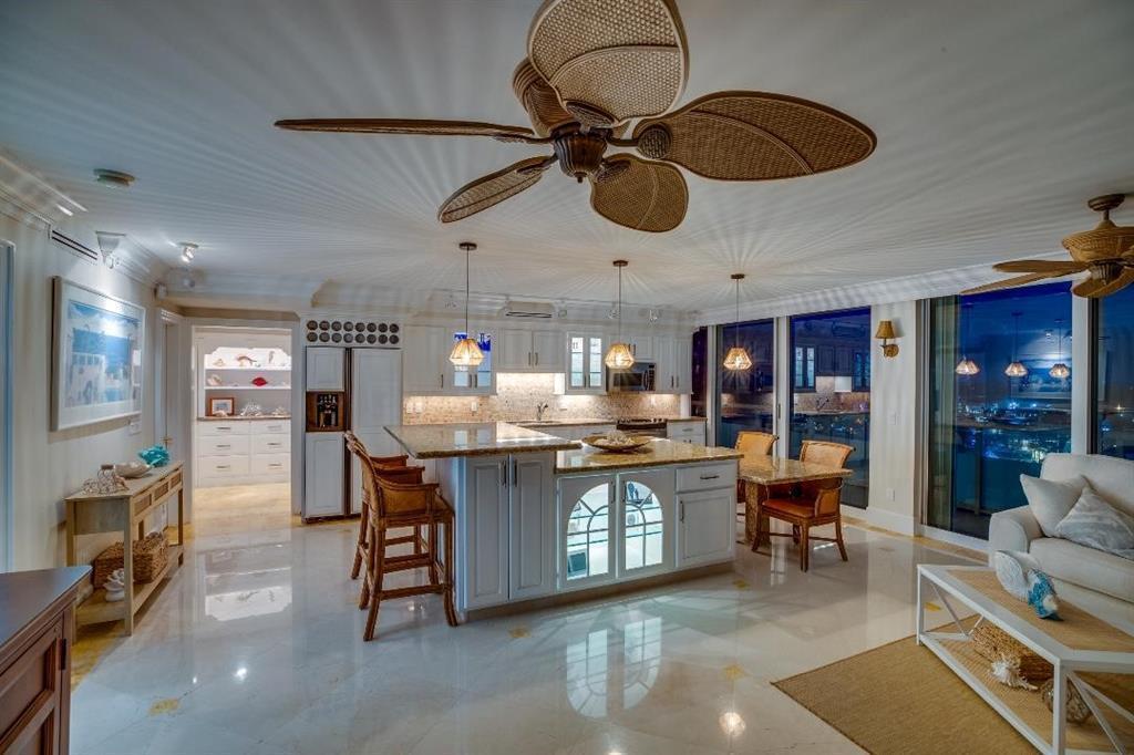 3554 Ocean Drive Ph1s, Vero Beach, FL, 32963/$1,075,000 3 3554 Ocean Drive Ph1s