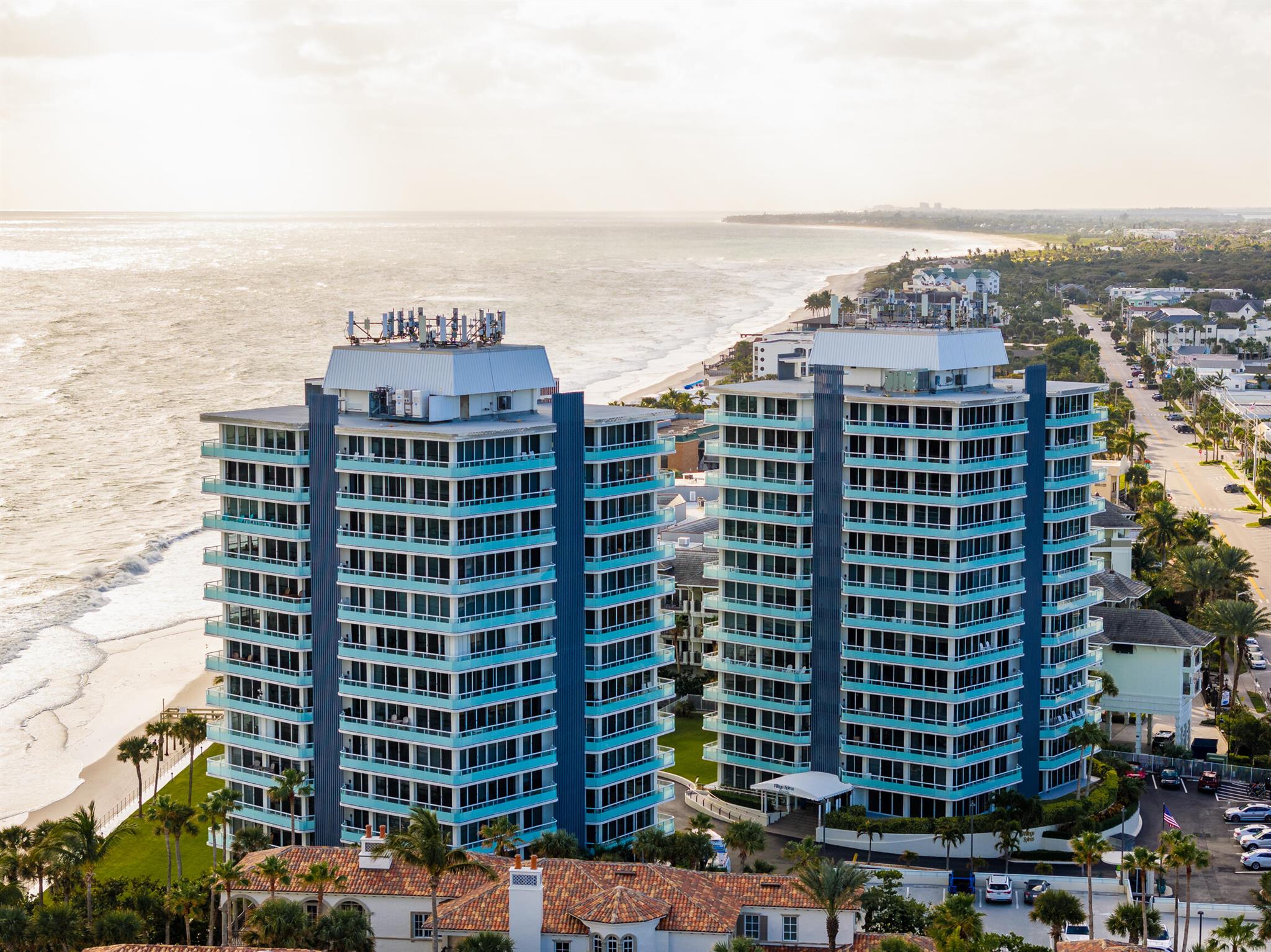 3554 Ocean Drive Ph1s, Vero Beach, FL, 32963/$1,075,000 2 3554 Ocean Drive Ph1s