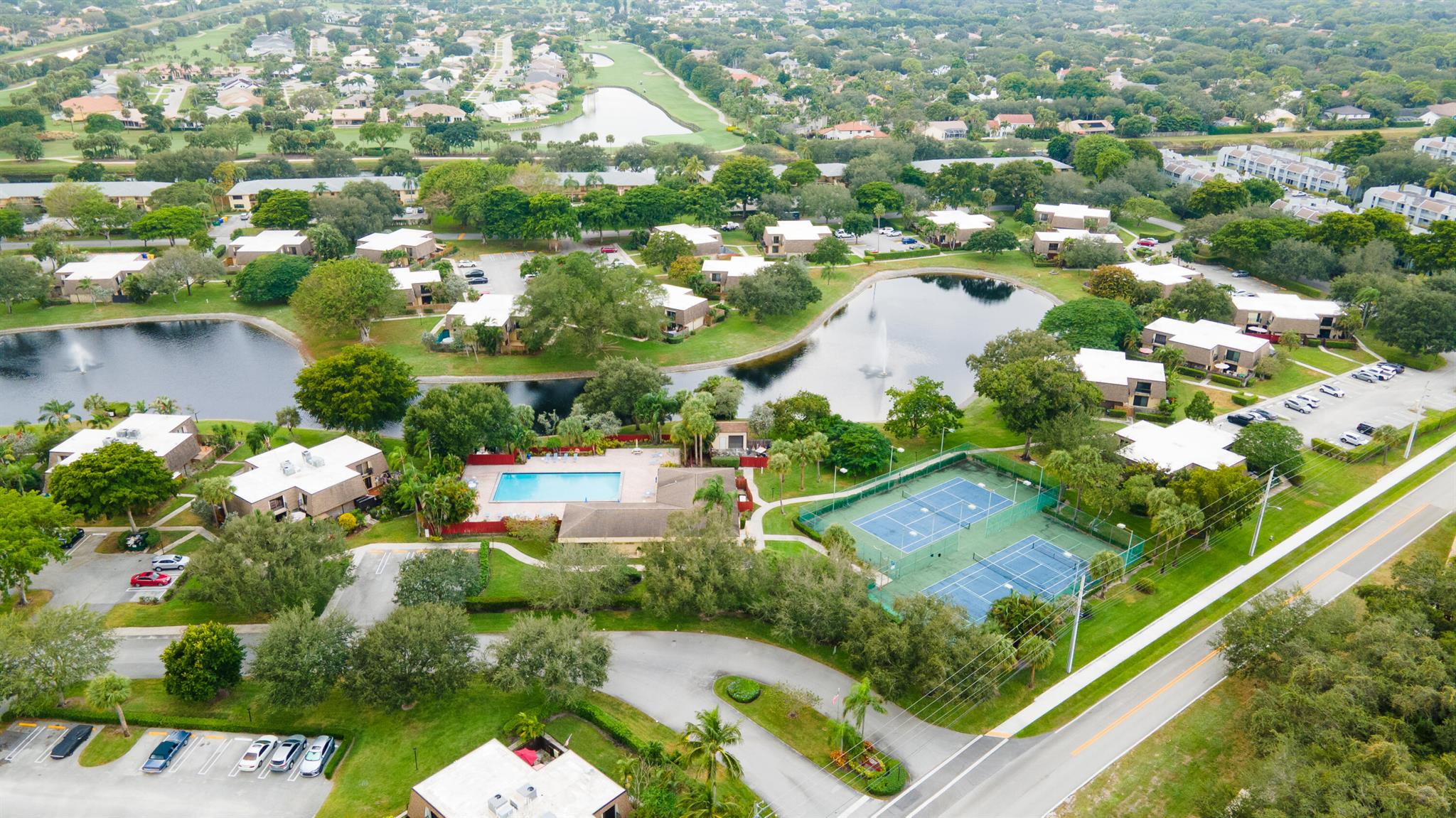DELRAY OAKS WEST CONDO - Residential