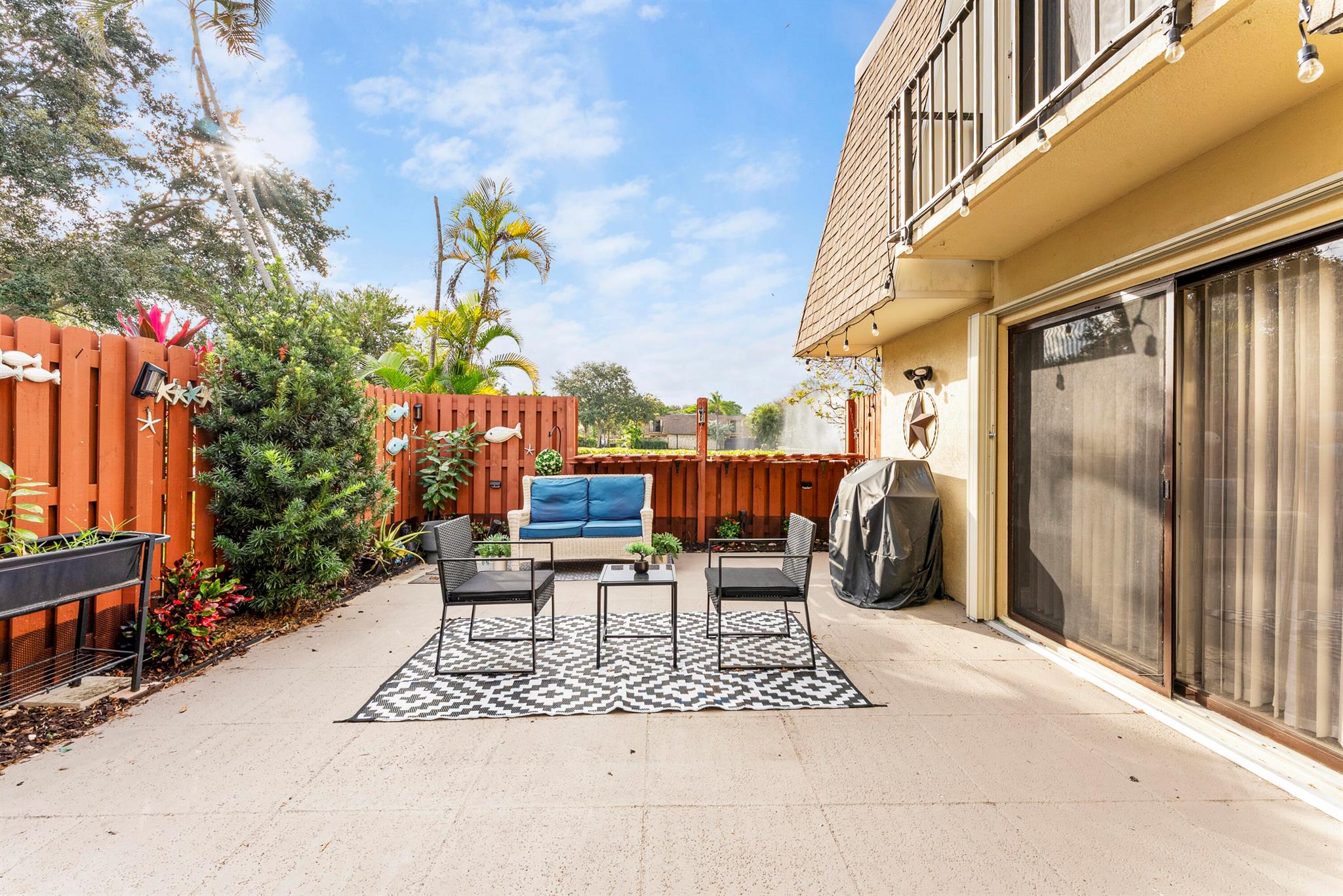 DELRAY OAKS WEST CONDO - Residential