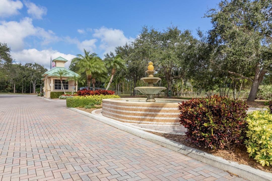 JENSEN BEACH COUNTRY CLUB - Residential