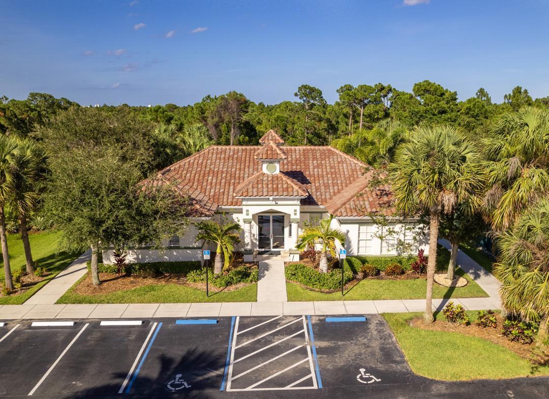 JENSEN BEACH COUNTRY CLUB - Residential