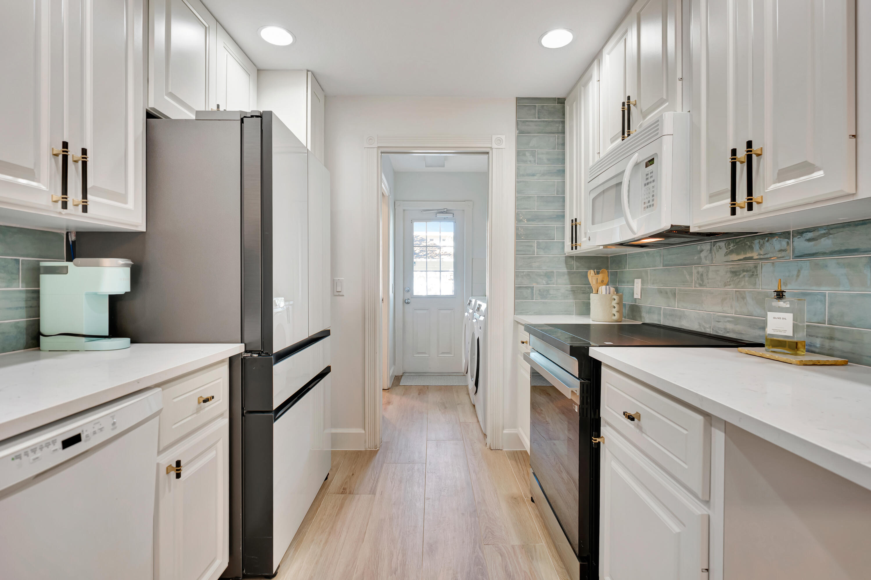 3032 W Community Drive