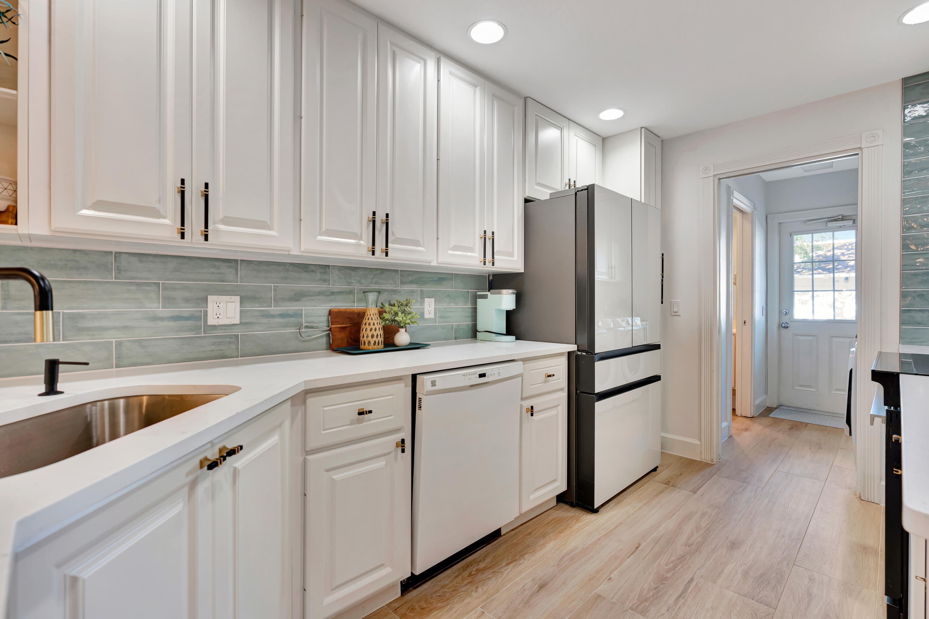 3032 W Community Drive