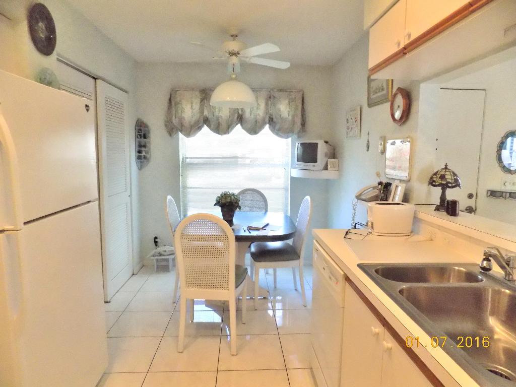 WHISPER WALK SEC D CONDO - Residential