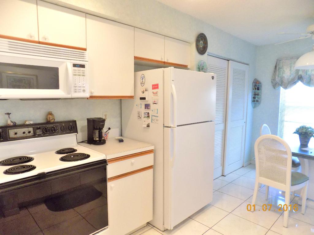 WHISPER WALK SEC D CONDO - Residential