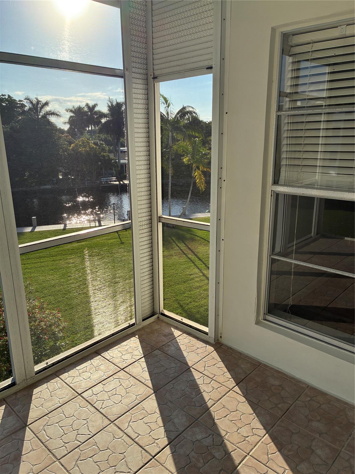 river shores - Residential Lease