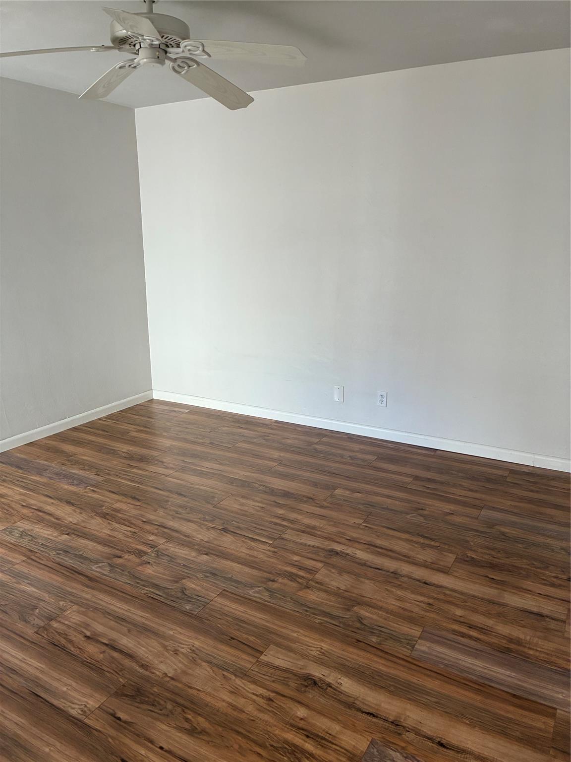 river shores - Residential Lease