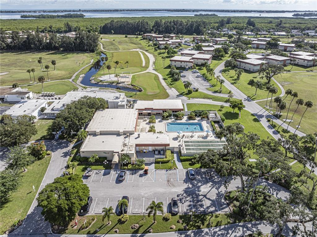 VISTA ROYALE PHASE IV BLDGS 83-111 - Residential