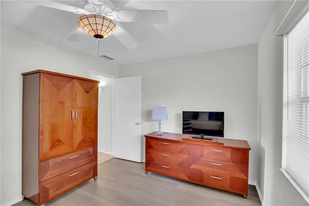 VISTA ROYALE PHASE IV BLDGS 83-111 - Residential
