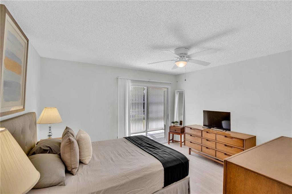 VISTA ROYALE PHASE IV BLDGS 83-111 - Residential