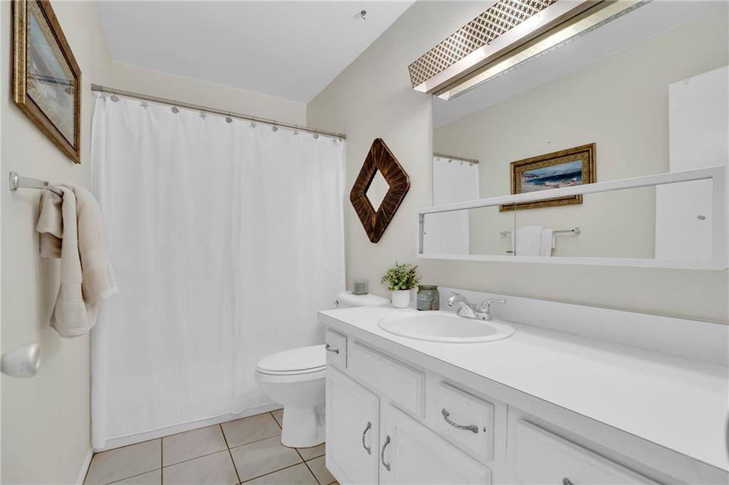 VISTA ROYALE PHASE IV BLDGS 83-111 - Residential
