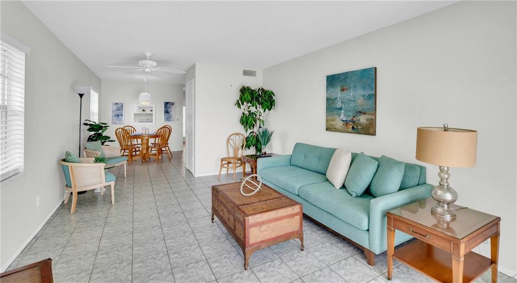 VISTA ROYALE PHASE IV BLDGS 83-111 - Residential
