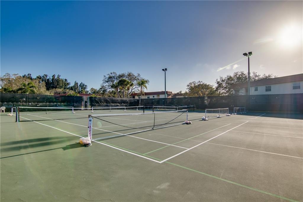 VISTA ROYALE PHASE IV BLDGS 83-111 - Residential