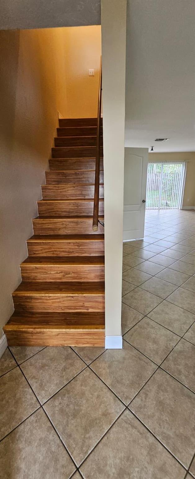 KENWOOD - Residential Lease