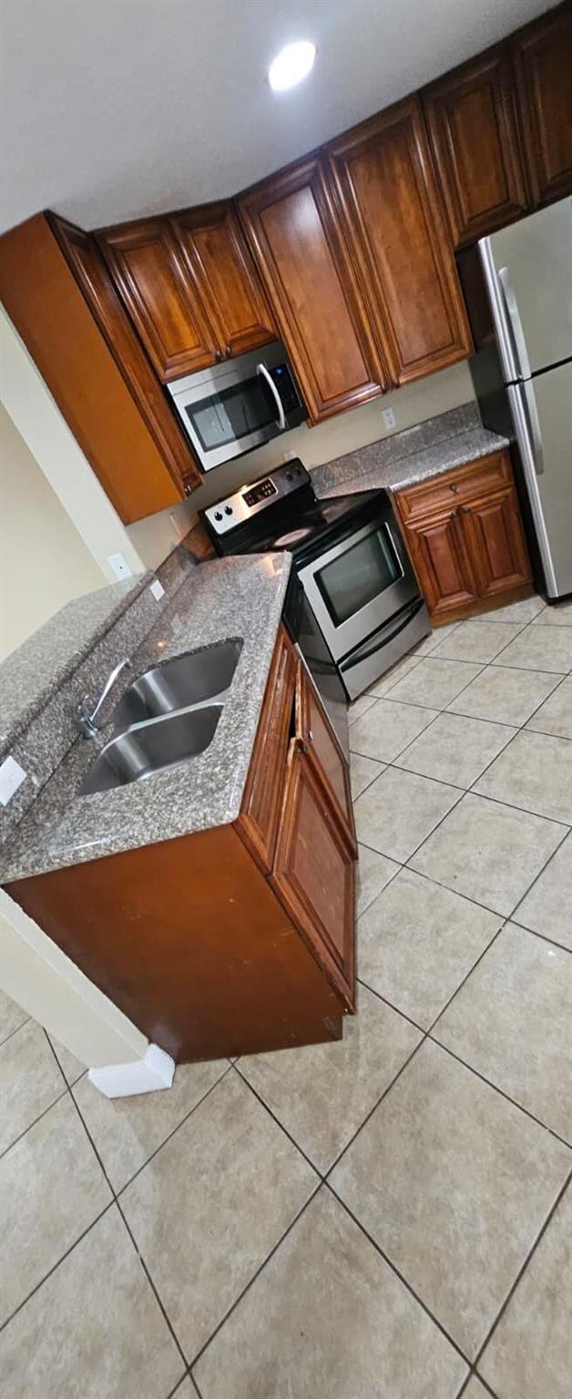 KENWOOD - Residential Lease