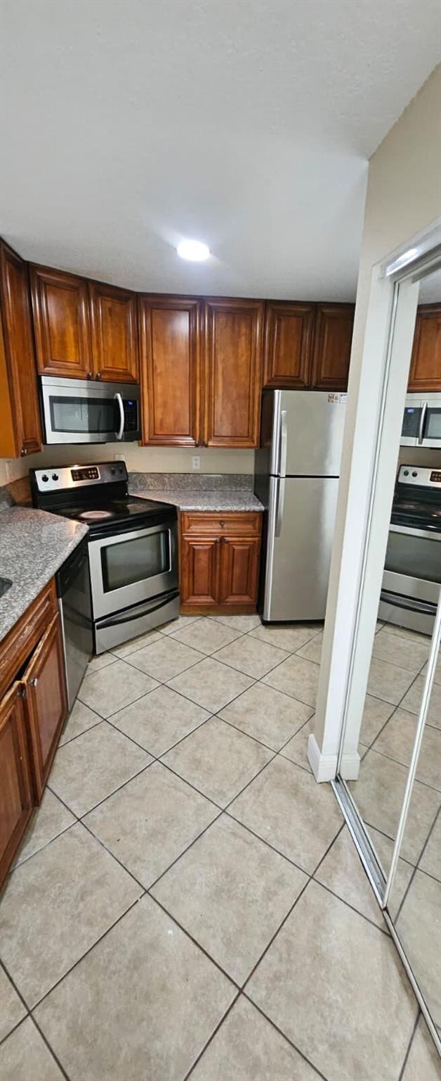 KENWOOD - Residential Lease