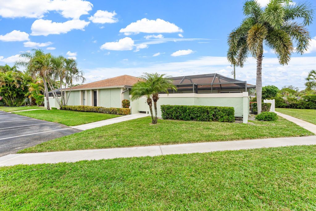 Photo of 114 Bent Arrow Drive #C, Jupiter, FL 33458 (MLS # R11157268)