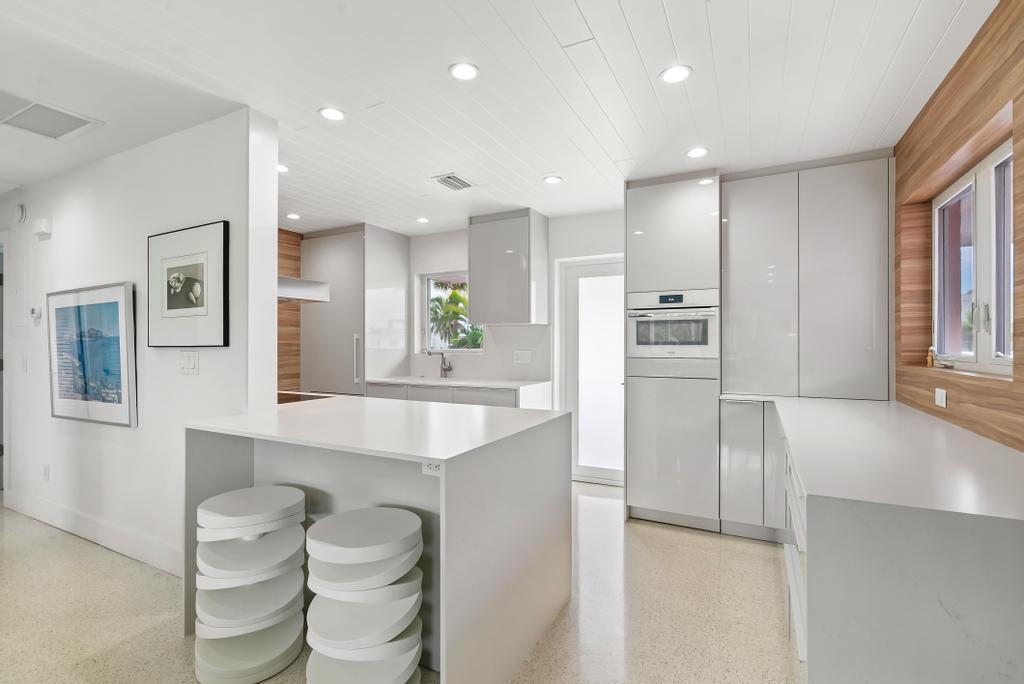 FOUNTAIN HOUSE - Residential