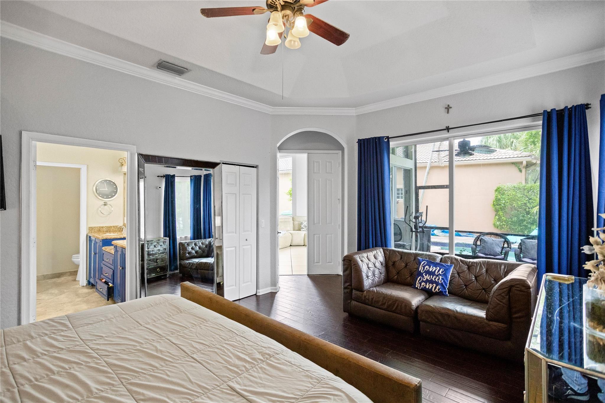 HERON BAY FOUR - Residential