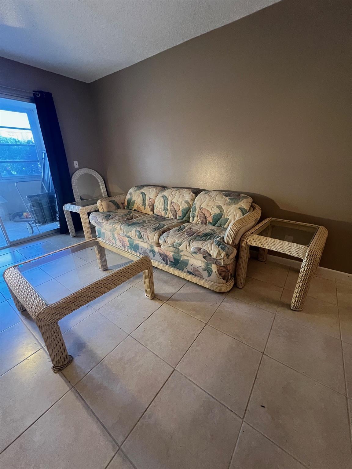 View photos, virtual tours, details... 2515 NE 2nd Ct 115