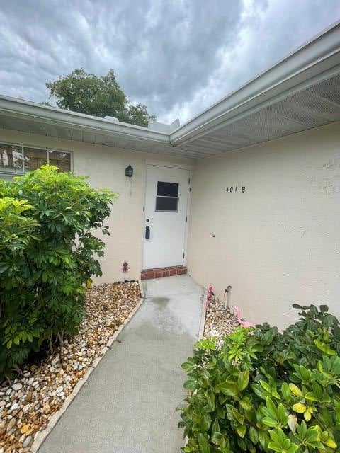 Photo of 401 Bennington Lane, Lake Worth, FL 33467 (MLS # R10736329)