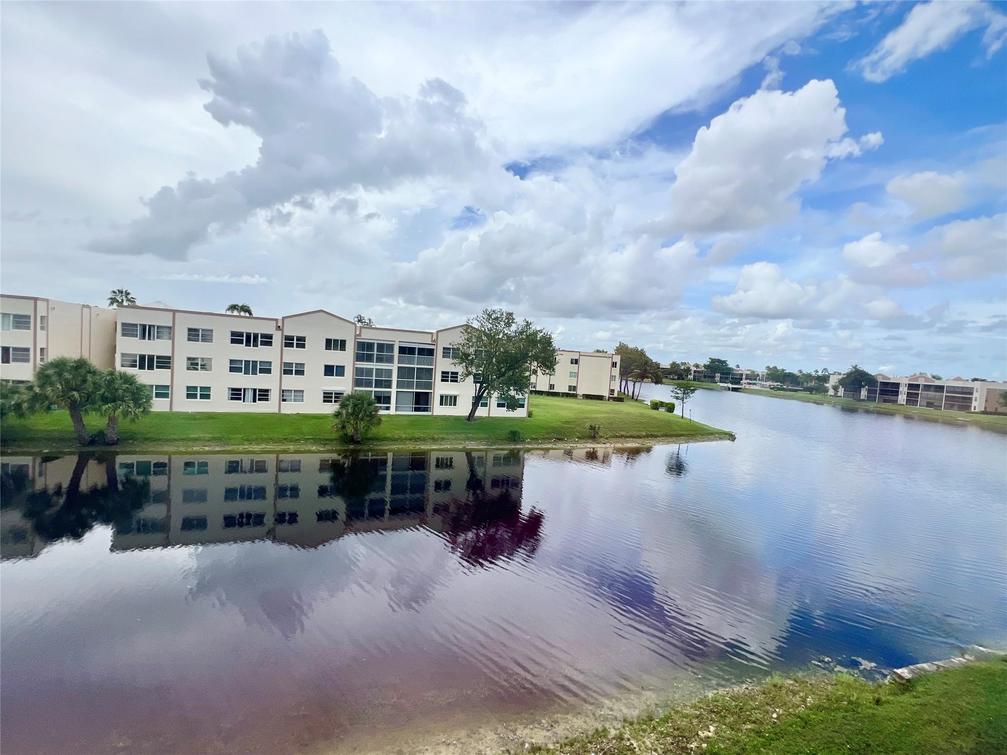 Kings Point Clairmont - Residential